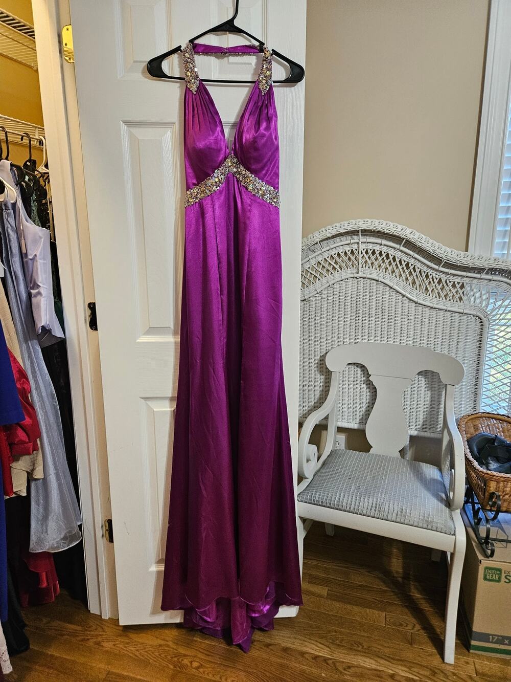 Night Moves formal gown, size 6 NWT